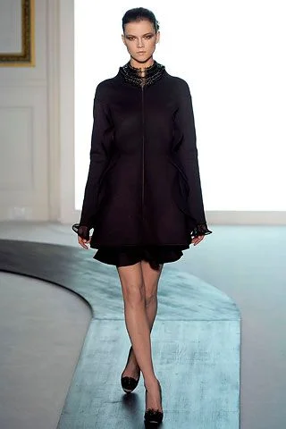 Look 12